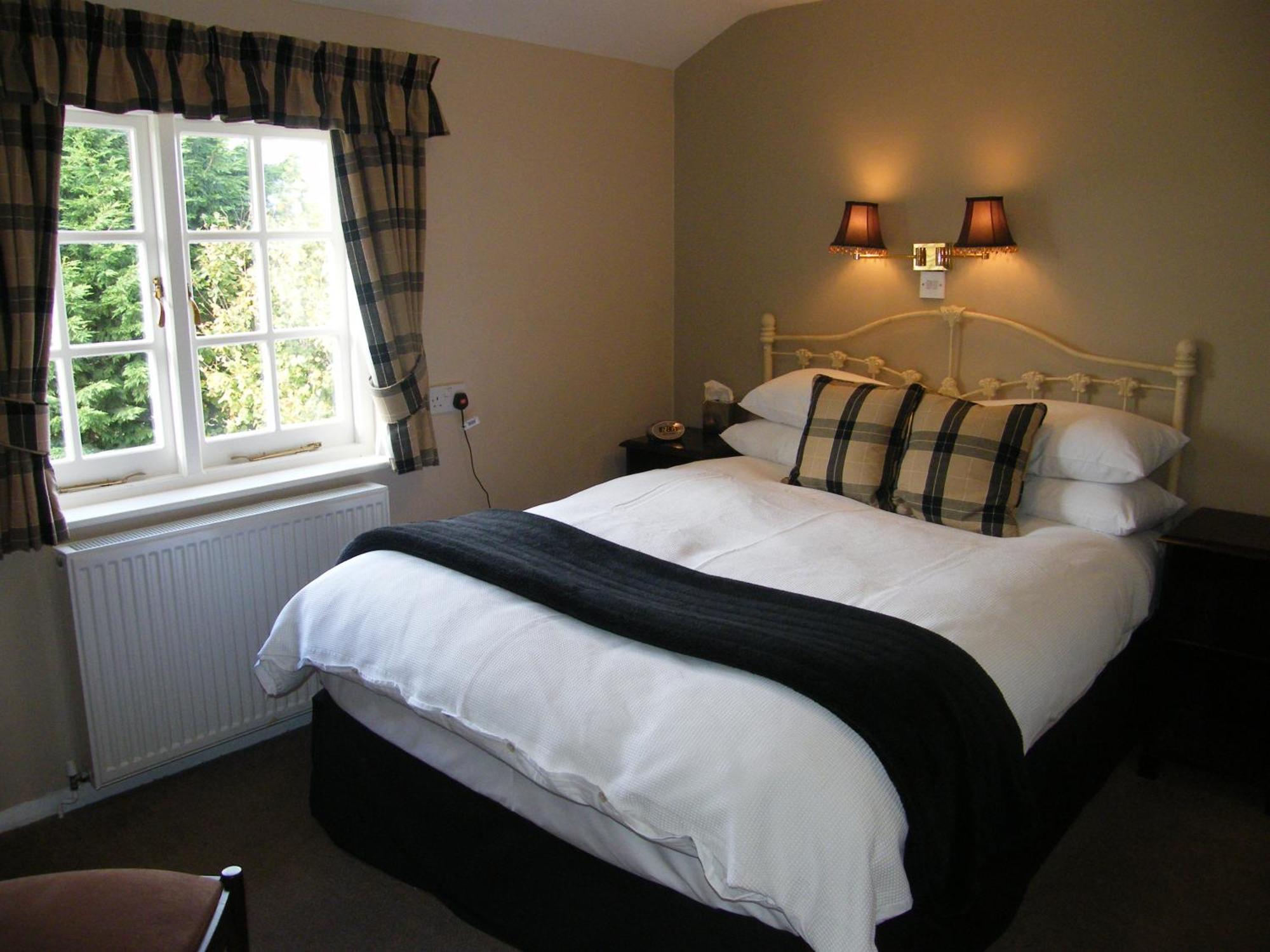 Tumbling Weir Hotel Ottery St Mary Bagian luar foto
