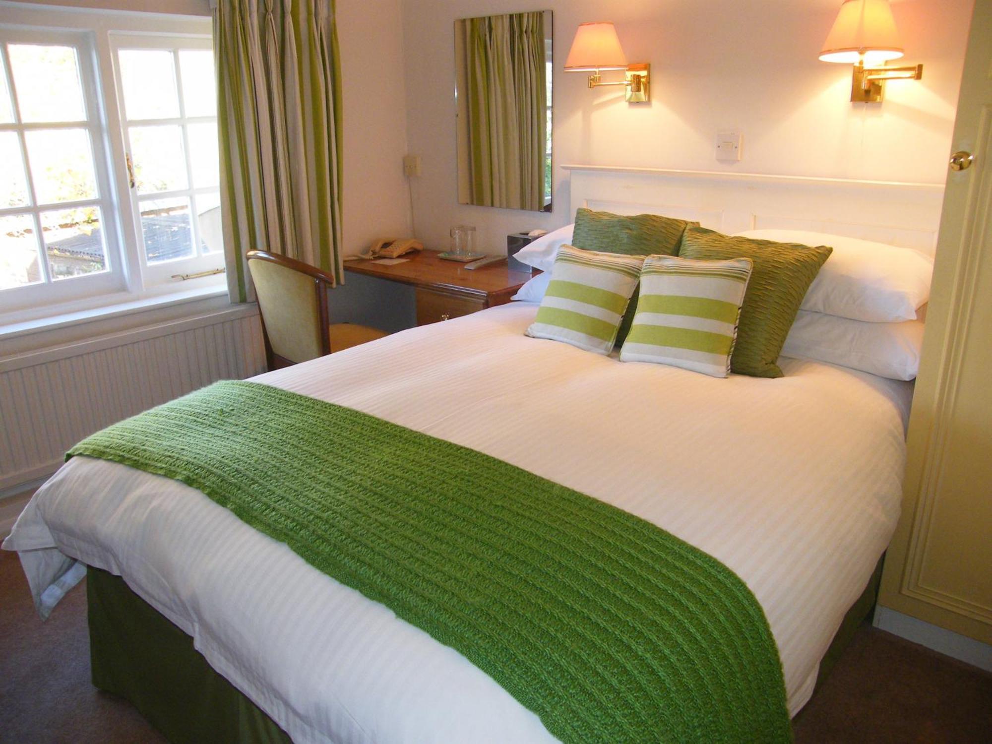 Tumbling Weir Hotel Ottery St Mary Bagian luar foto