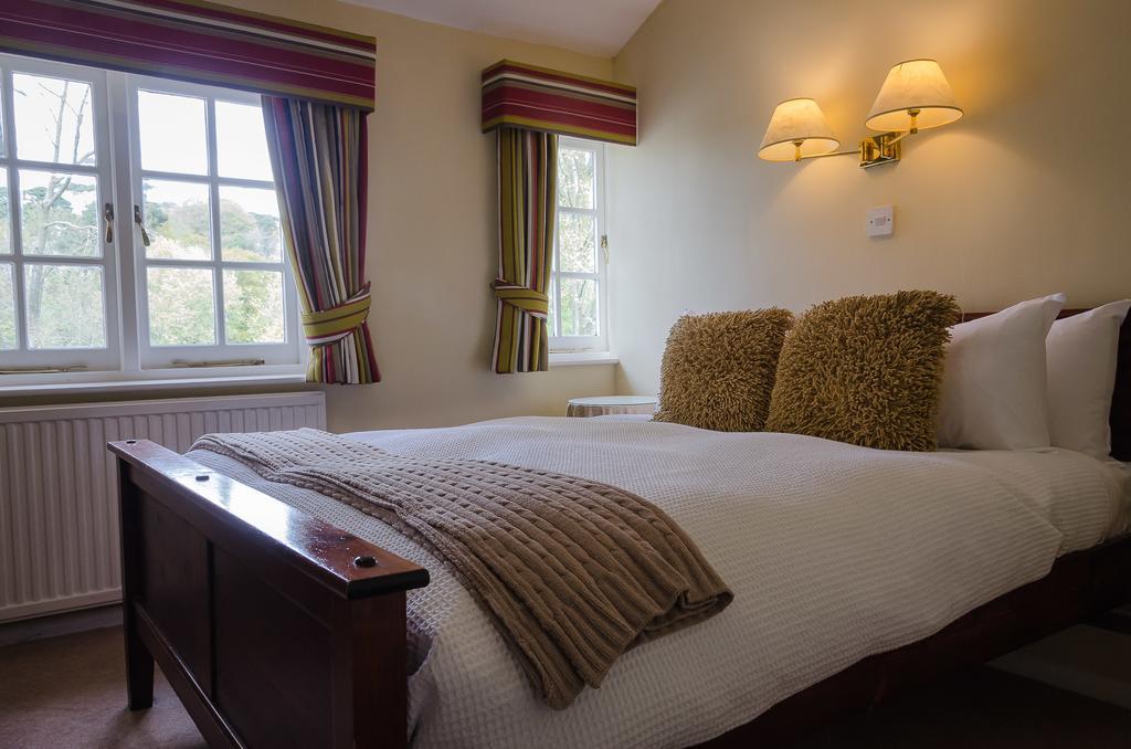 Tumbling Weir Hotel Ottery St Mary Bagian luar foto